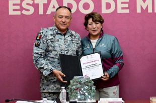 Delfina Gómez Álvarez durante la Mesa de Paz en el Estado de México.