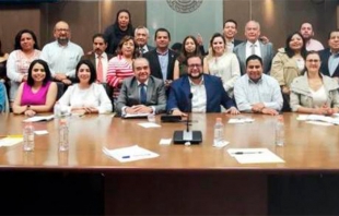 Reunión del hijo de AMLO con diputados locales de Morena "para compartir información"