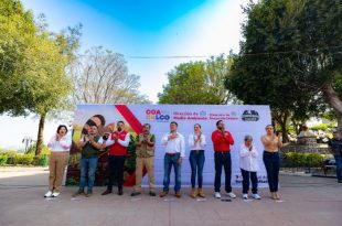 Familias de la Cabecera Municipal de Coacalco participaron en la plantación de más de 40 árboles.